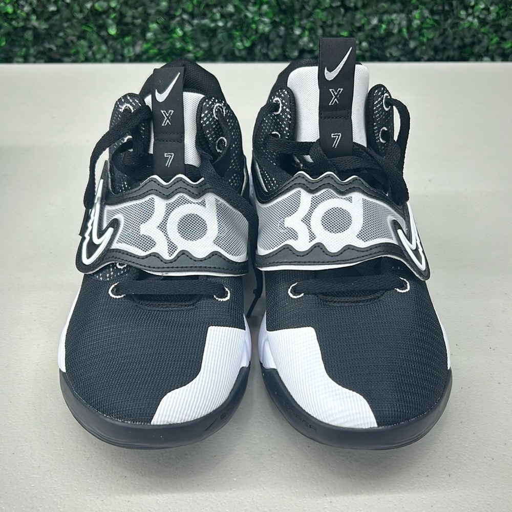 Men's Nike KD Trey 5 X Black/Volt/White Shoes size 10.5